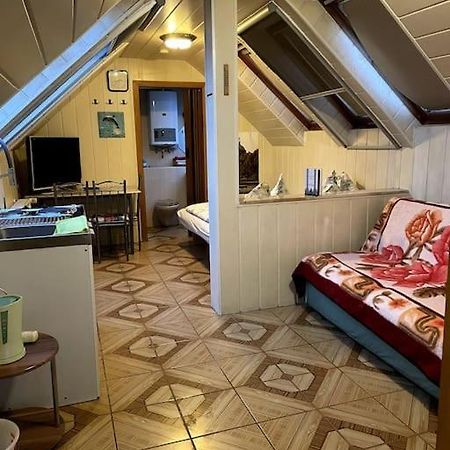 Cozy Ferienapartment In Golssen Nahe Tropical Island Exterior photo