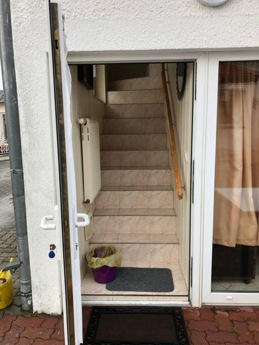 Cozy Ferienapartment In Golssen Nahe Tropical Island Exterior photo